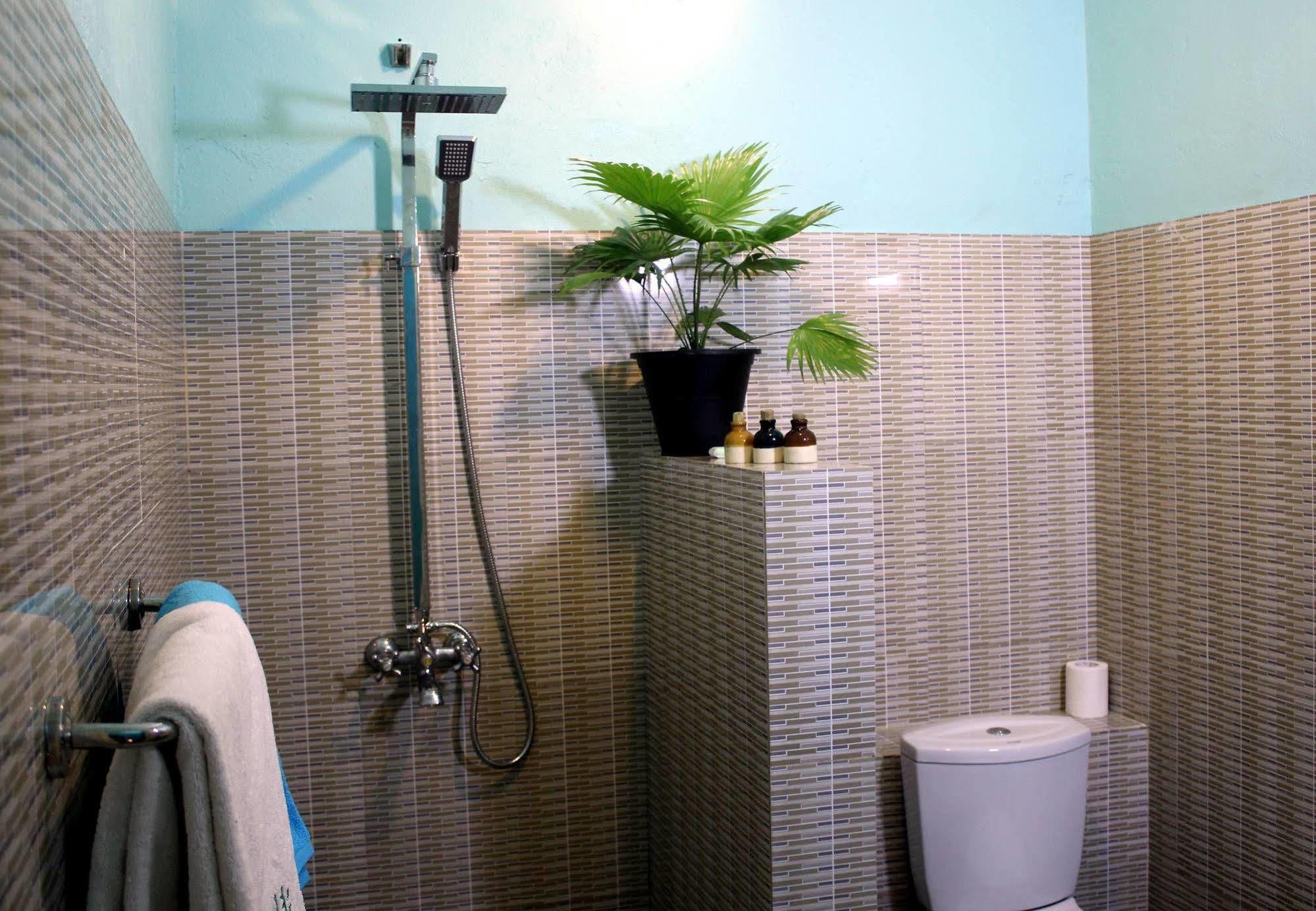 Bedspace Beach Unawatuna Ngoại thất bức ảnh