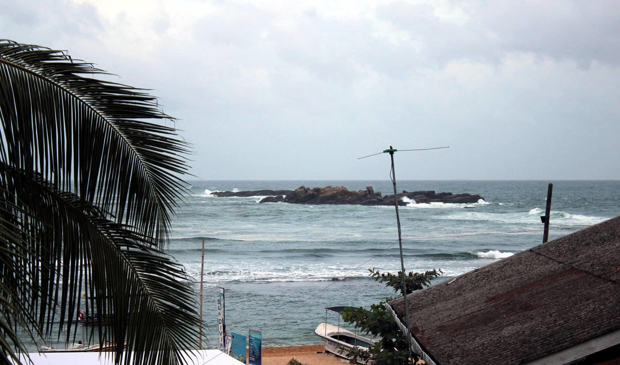 Bedspace Beach Unawatuna Ngoại thất bức ảnh